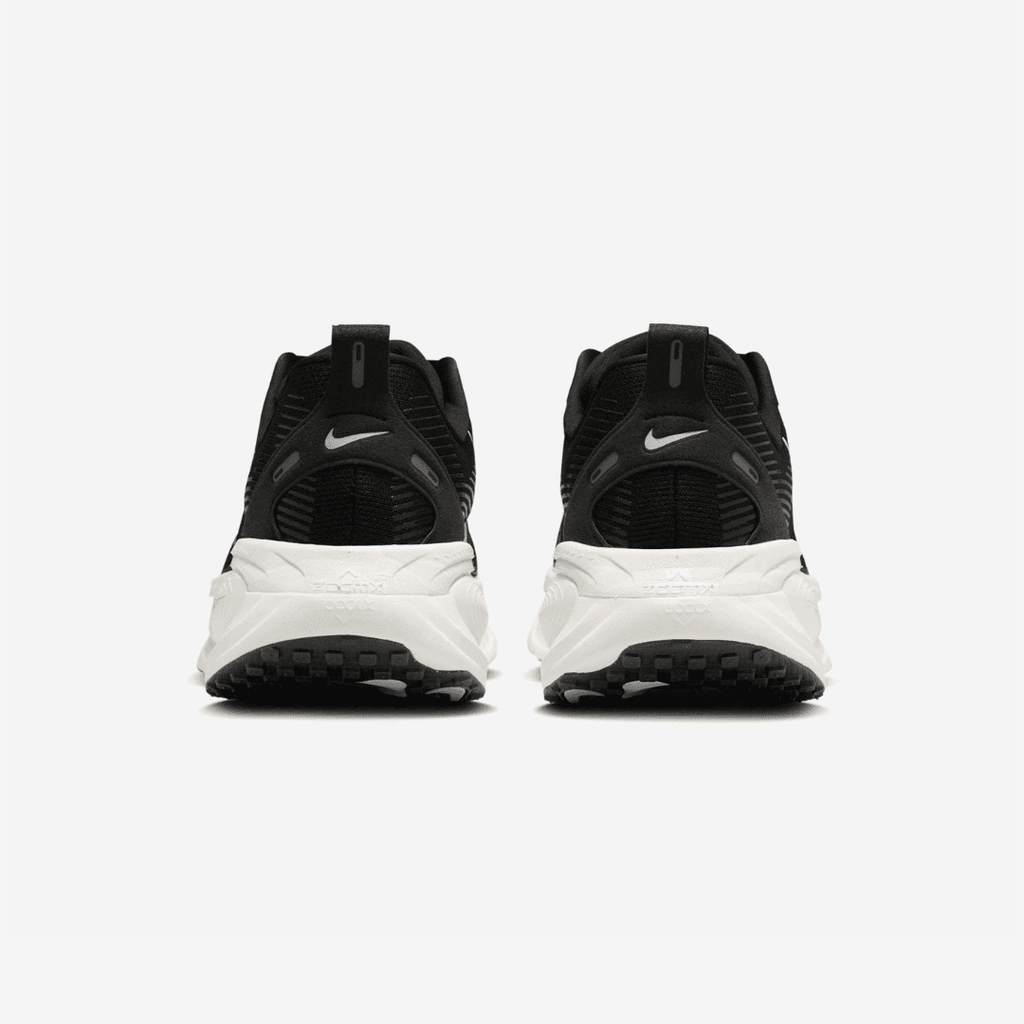 NIKE VOMERO 18 SUMMIT BLACK