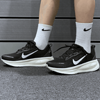 NIKE VOMERO 18 SUMMIT BLACK