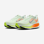 NIKE VOMERO 18 BARELY GREEN