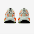 NIKE VOMERO 18 BARELY GREEN