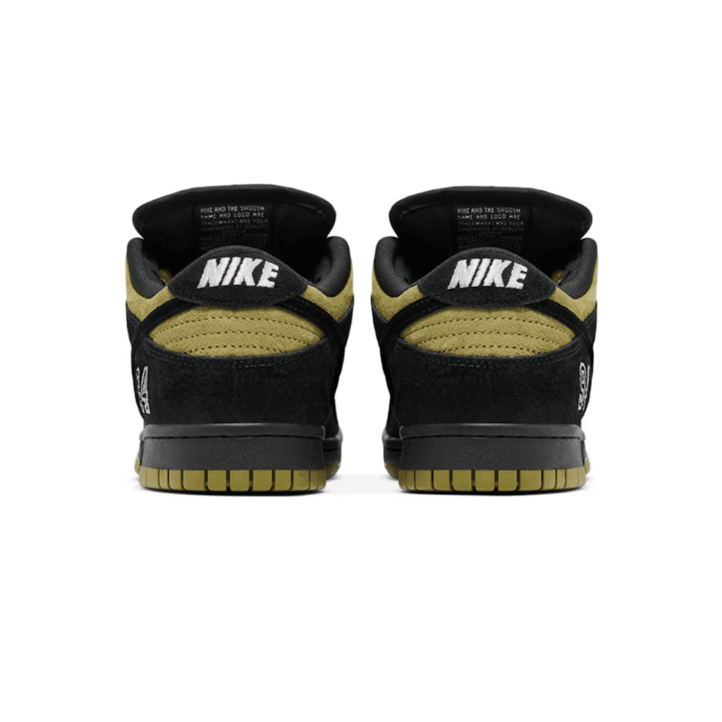 NIKE DUNK LOW SUPREME CAMPER