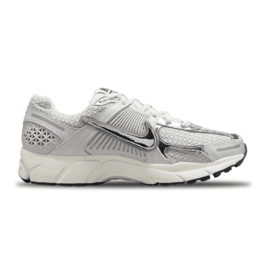 NIKE ZOOM VOMERO 5 METALLIC