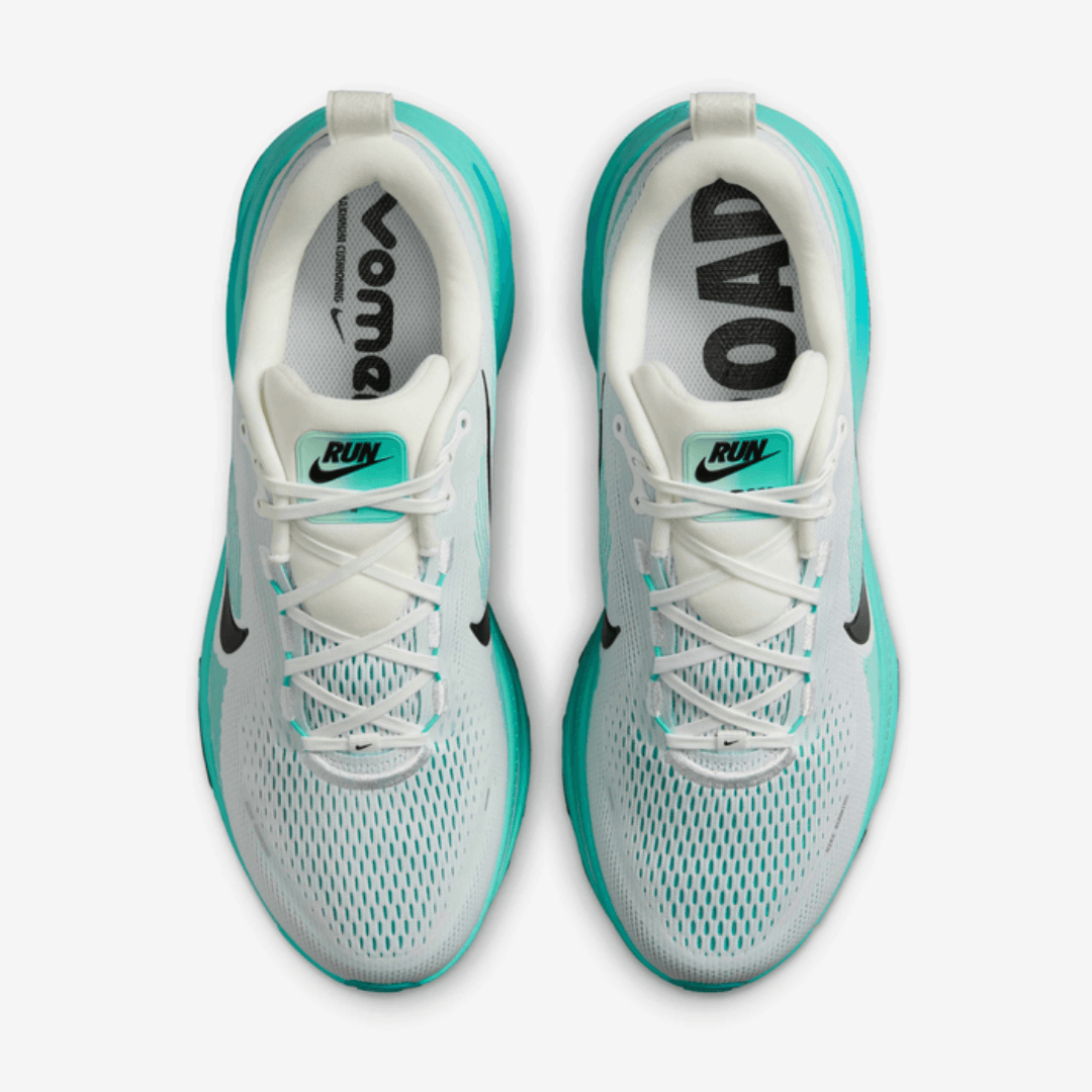 NIKE VOMERO 18 ROAD RUNNING