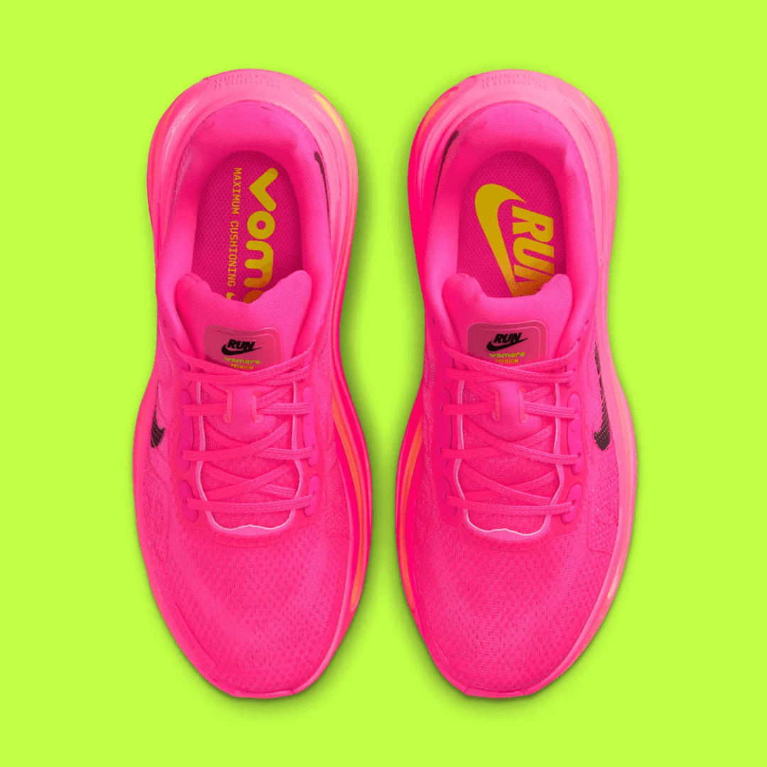 NIKE VOMERO PREMIUM HYPER PINK