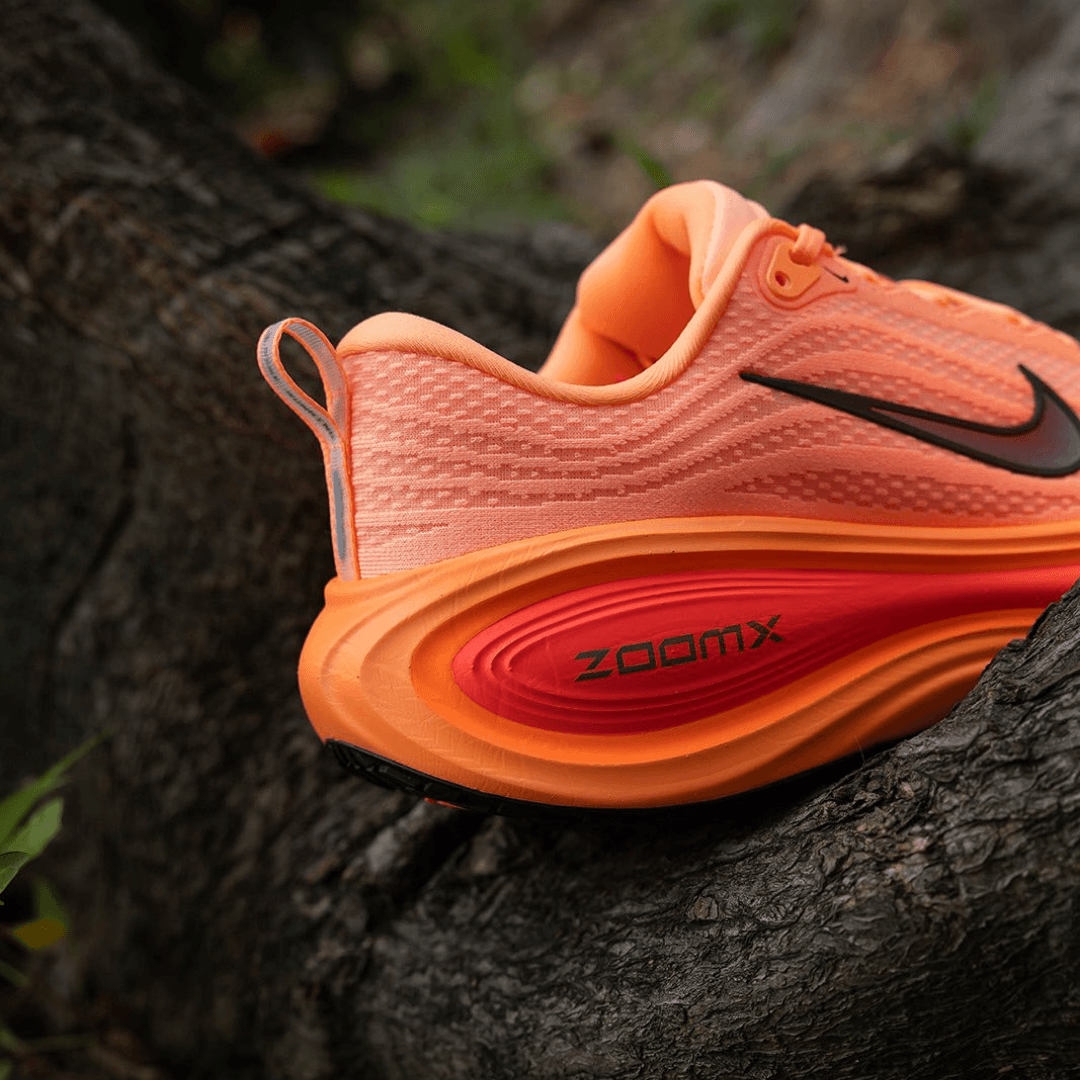 NIKE VOMERO PLUS TOTAL ORANGE