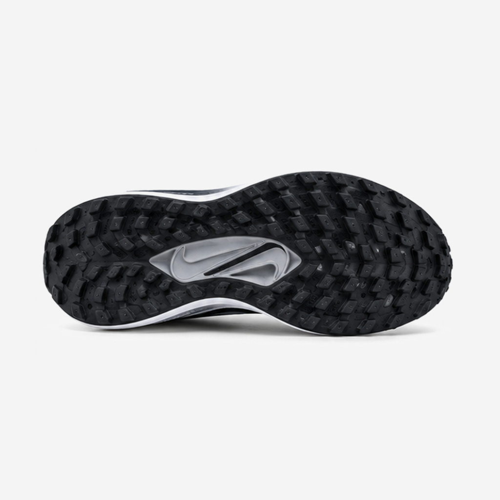 NIKE VOMERO 18 METALLIC SILVER