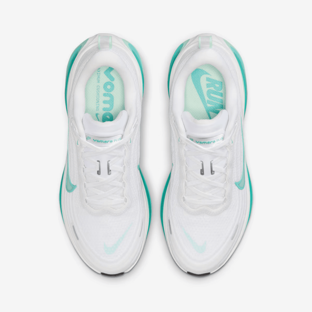 NIKE VOMERO PLUS WHITE BLEACHED