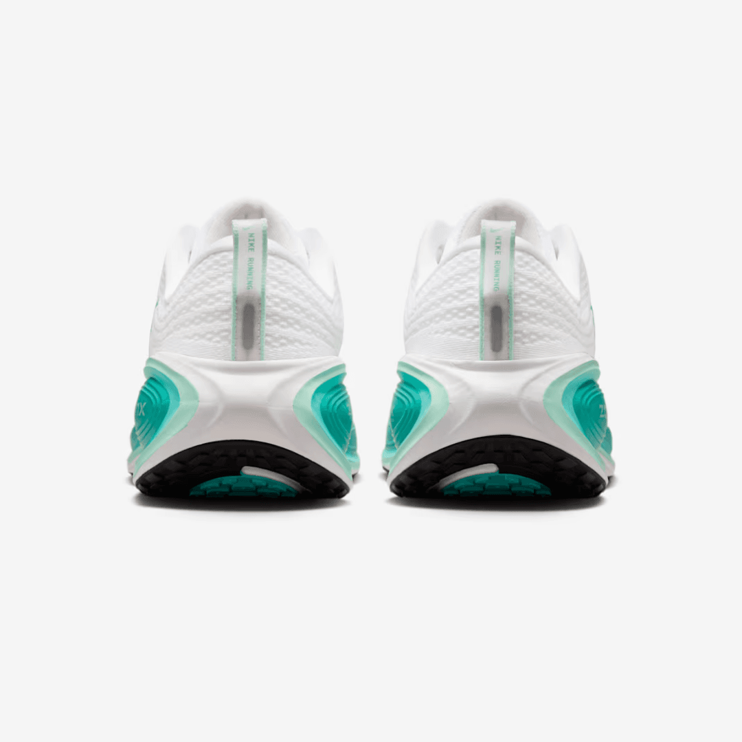 NIKE VOMERO PLUS WHITE BLEACHED