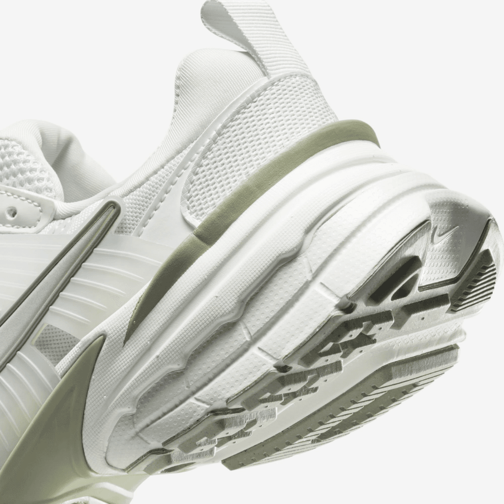 NIKE V2K RUN LIGHT OREWOOD