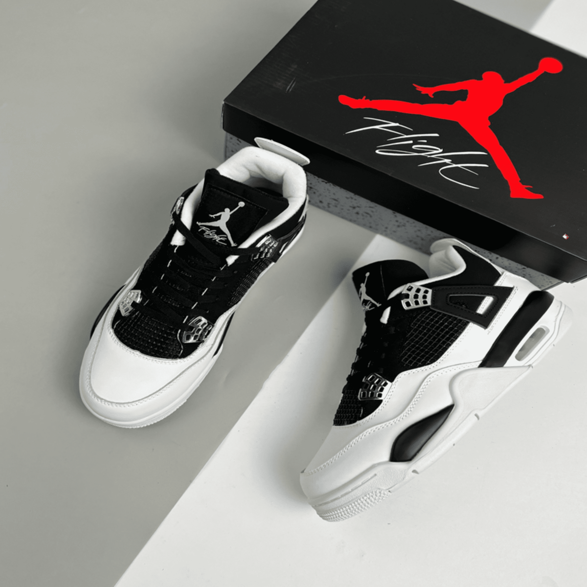AIR JORDAN RETRO 4 REASONABLE DOUBT