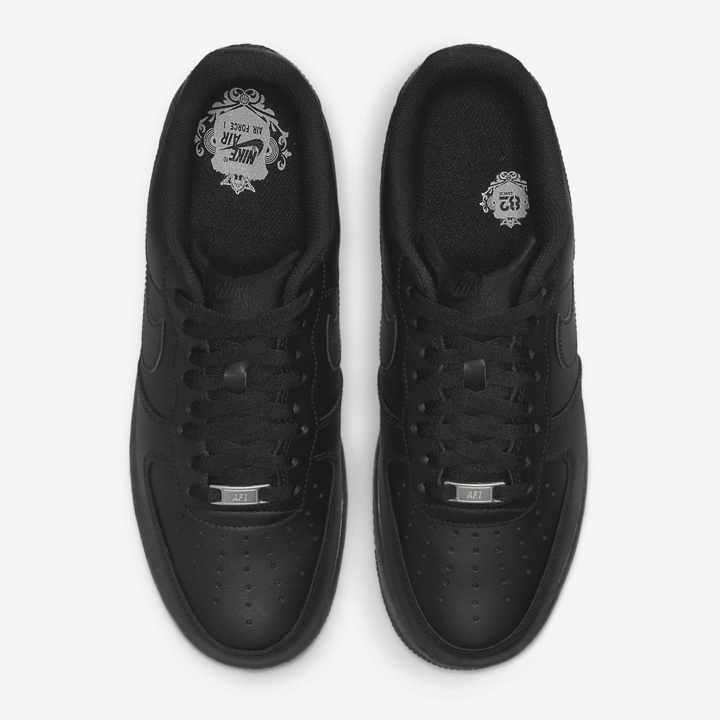 NIKE AIR FORCE 1´07 TRIPLE BLACK