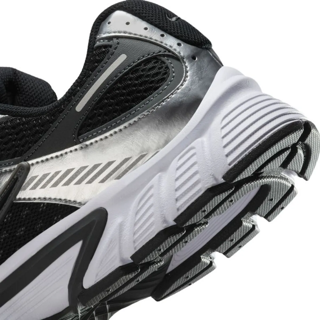 NIKE V5 RNR BLACK SILVER