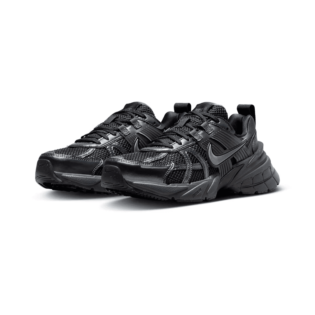 NIKE V2K RUN TRIPLE BLACK