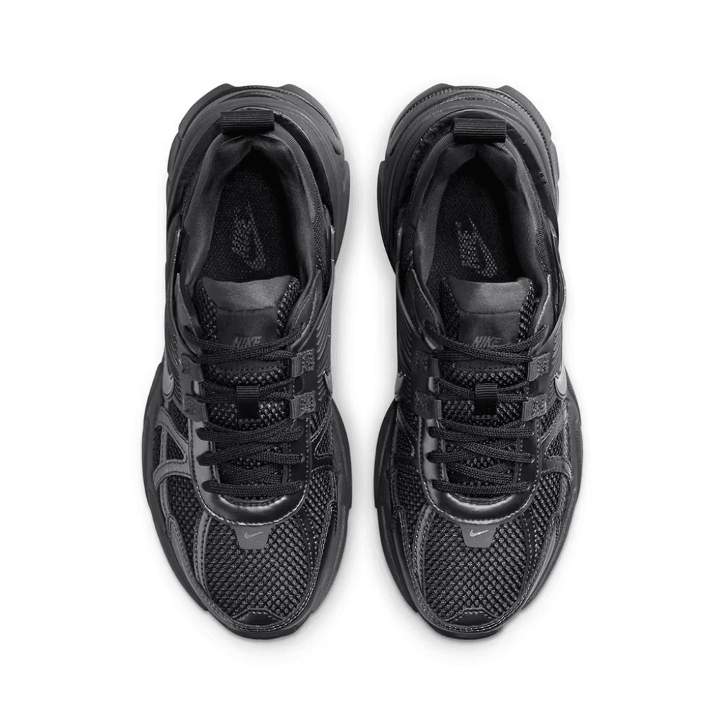 NIKE V2K RUN TRIPLE BLACK