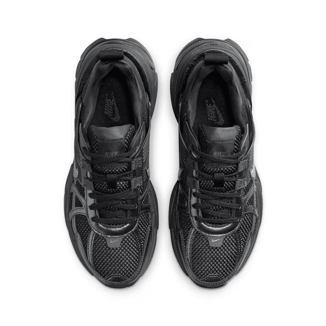 NIKE V2K RUN TRIPLE BLACK