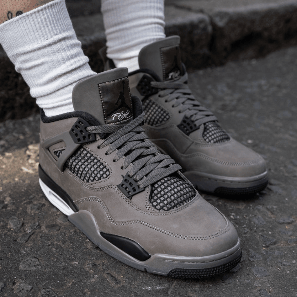 AIR JORDAN RETRO 4 CAVE STONE