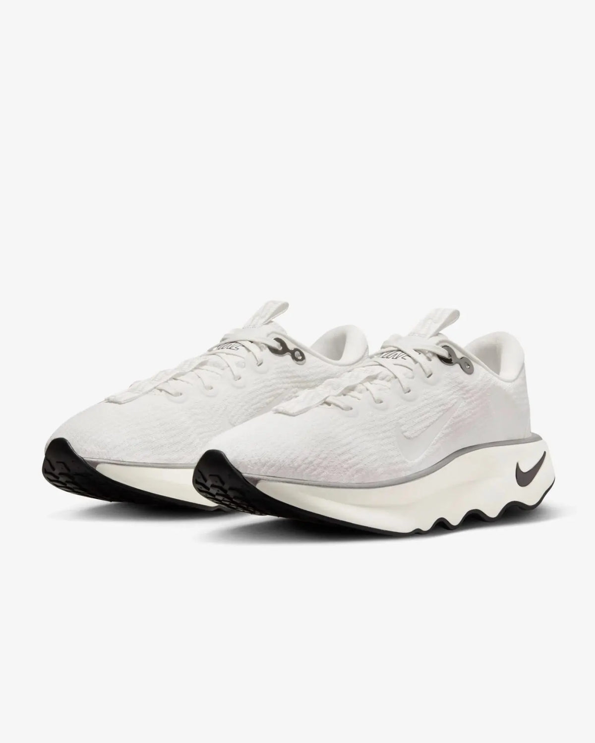 NIKE MOTIVA SUMMIT WHITE