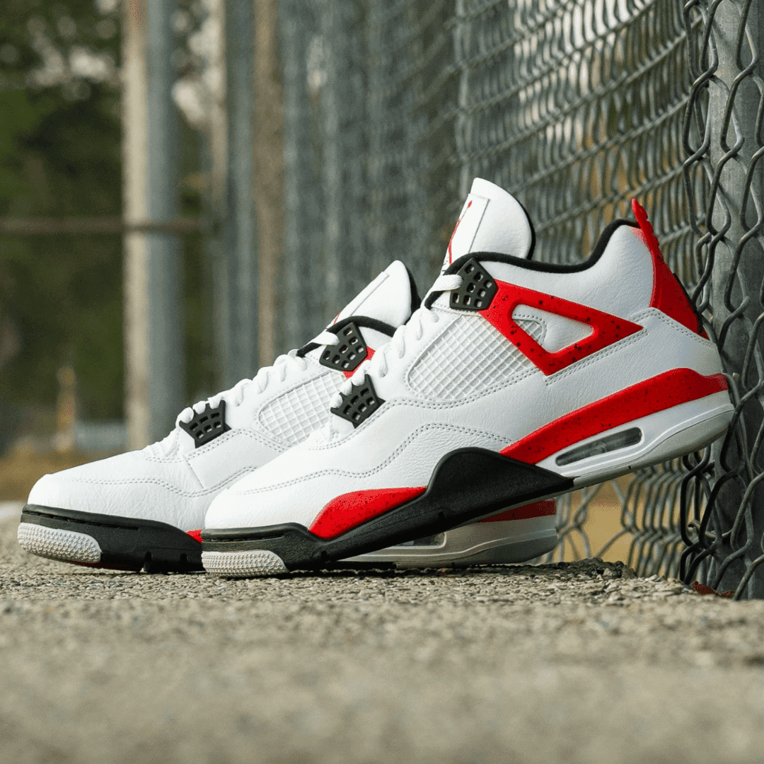 AIR JORDAN RETRO 4 RED CEMENT