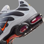 NIKE AIR MAX PLUS WOLF GREY