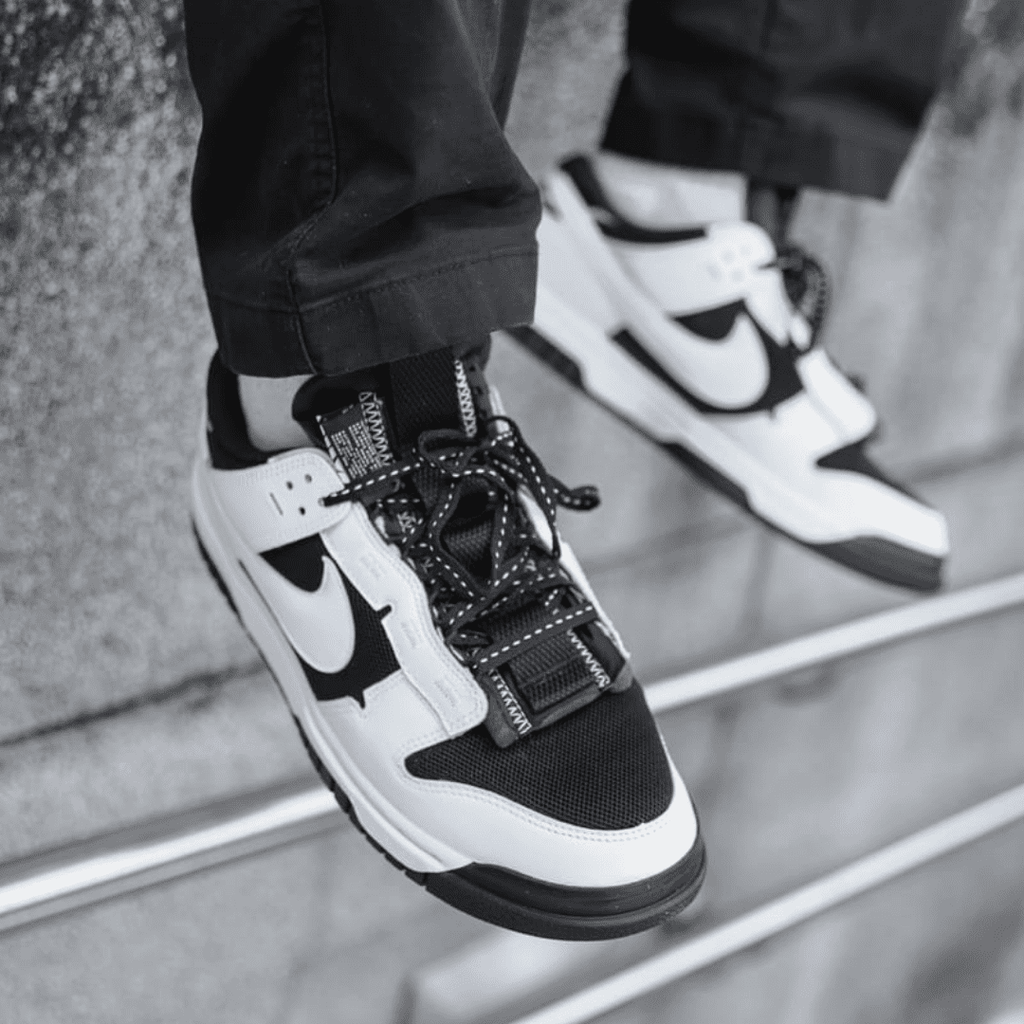 NIKE DUNK JUMBO REVERSE PANDA