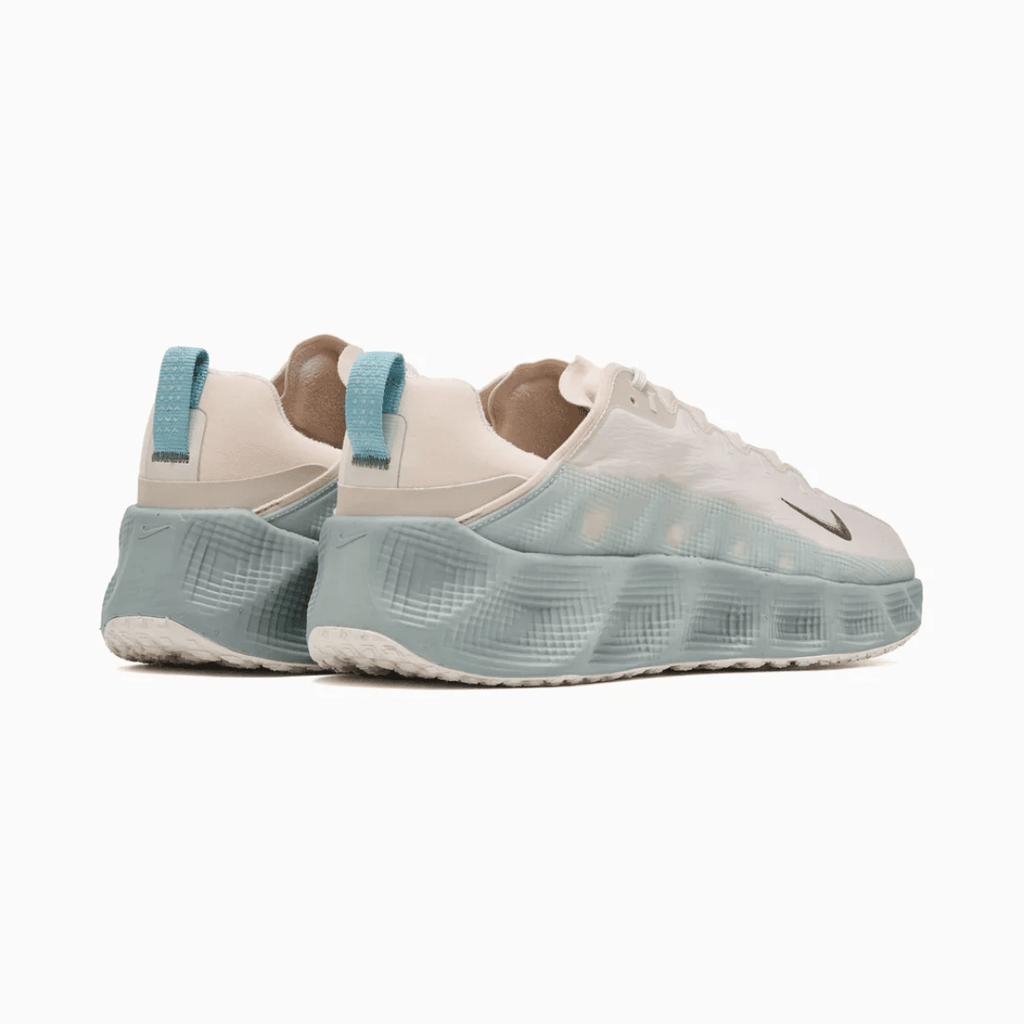 NIKE AVA ROVER LIGHT OREWOOD