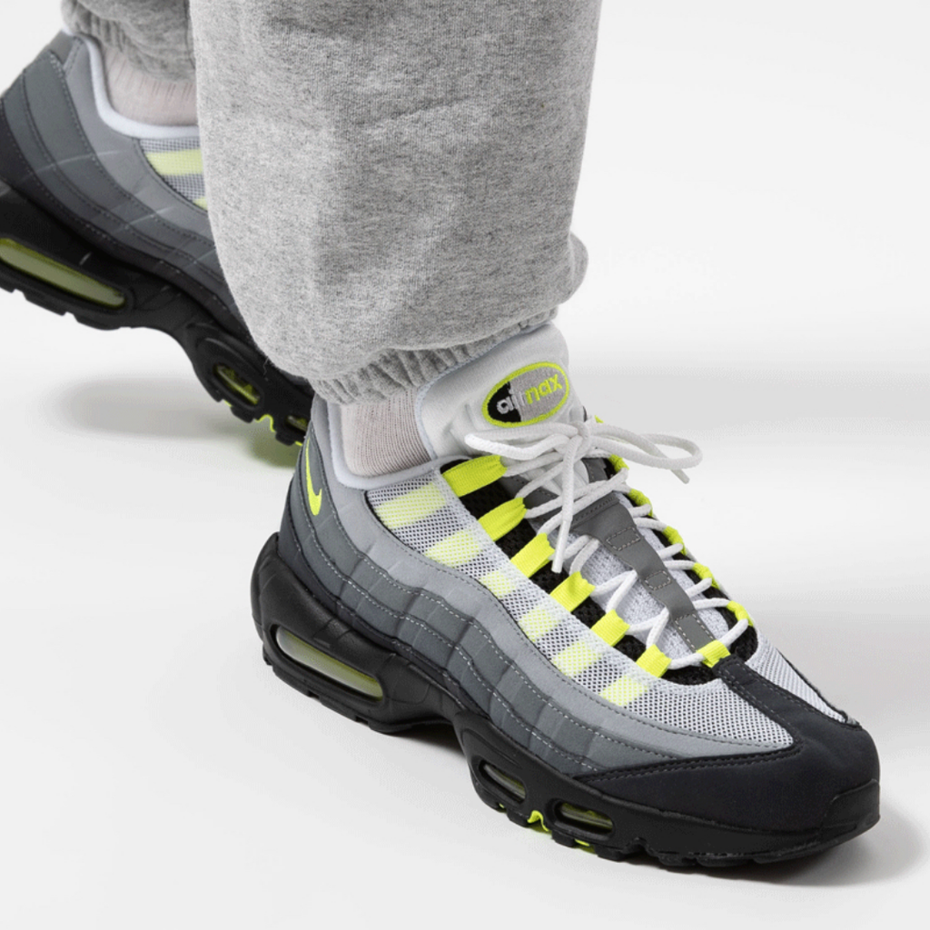 NIKE AIR MAX 95 BLACK NEON