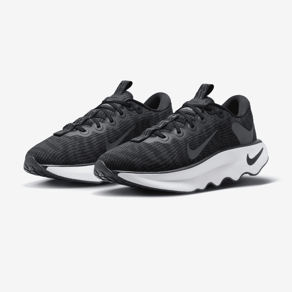 NIKE MOTIVA BLACK ANTHRACITE