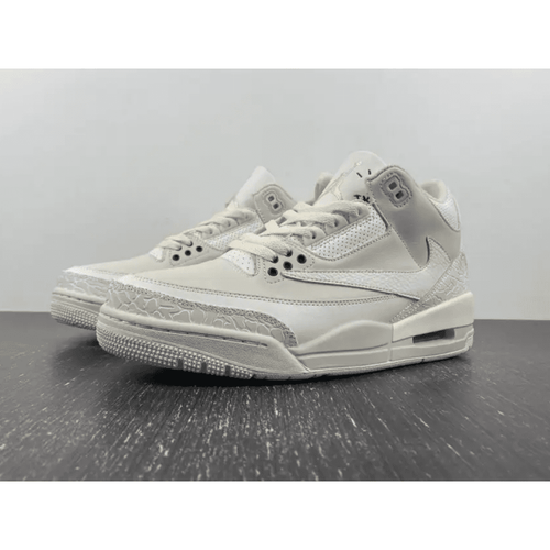 AIR JORDAN RETRO 3 TRAVIS SCOTT