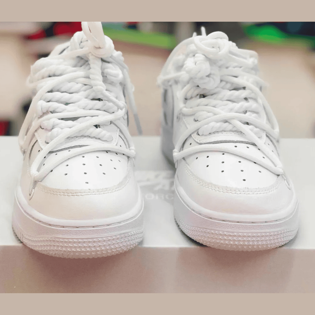 NIKE AIR FORCE 1 CUSTOM TRIPLE WHITE