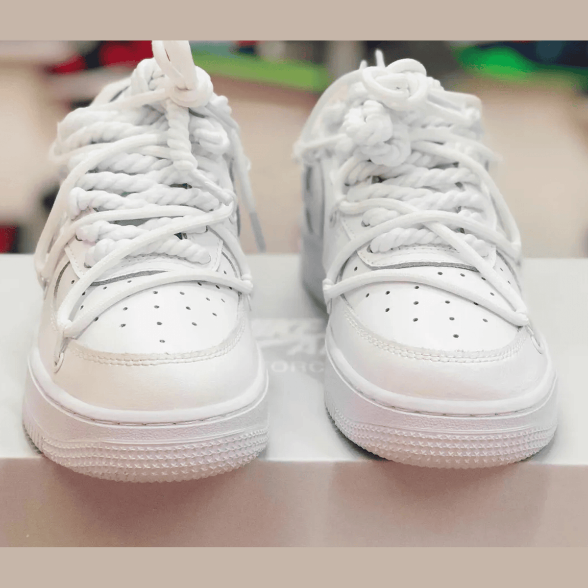 NIKE AIR FORCE 1 CUSTOM TRIPLE WHITE