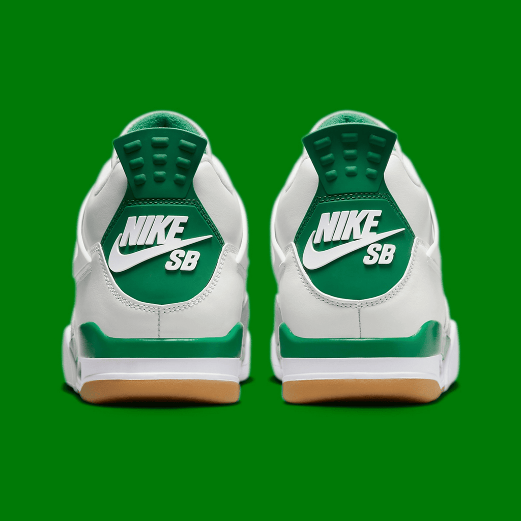AIR JORDAN RETRO 4 PINE GREEN