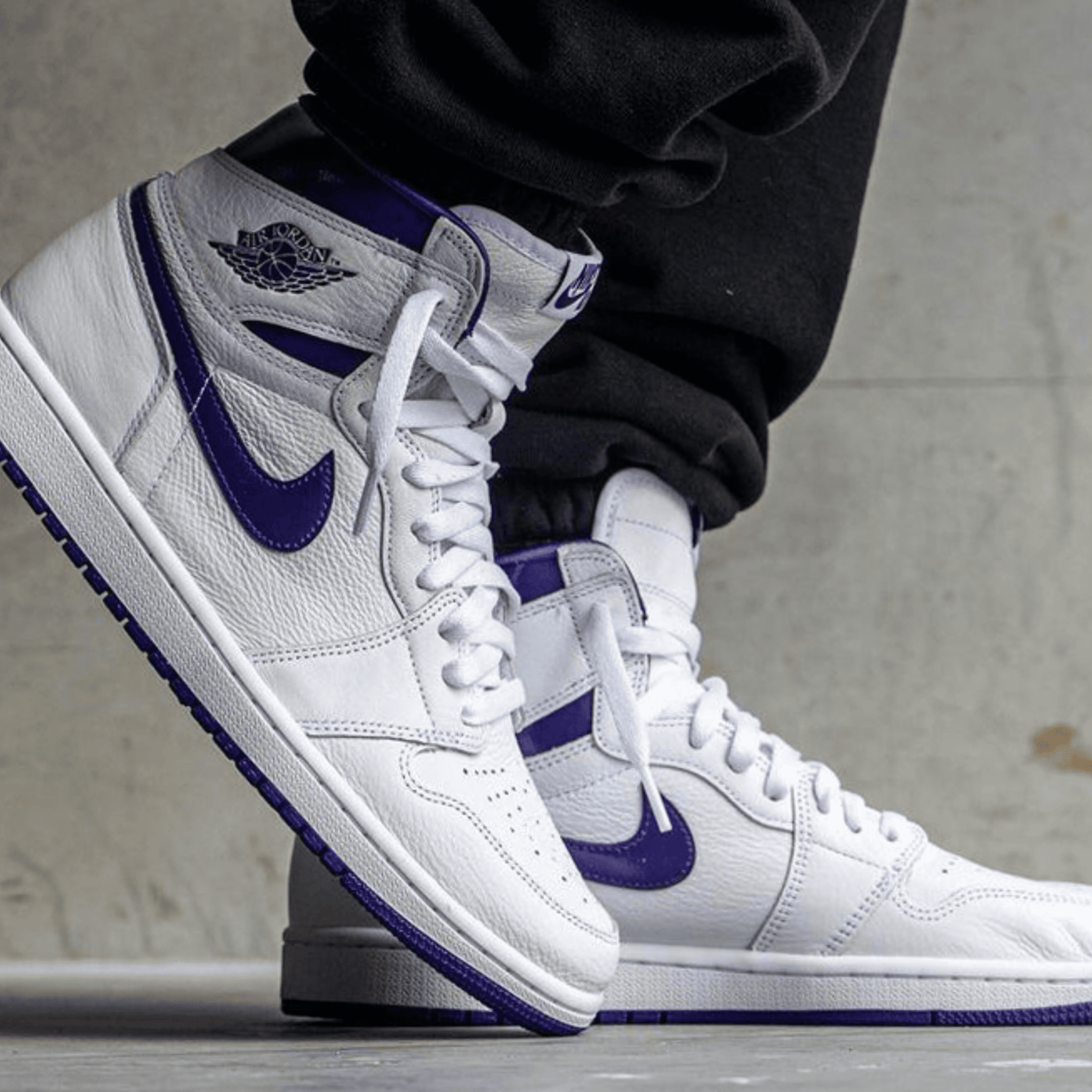 AIR JORDAN 1 RETRO HIGH COURT PURPLE
