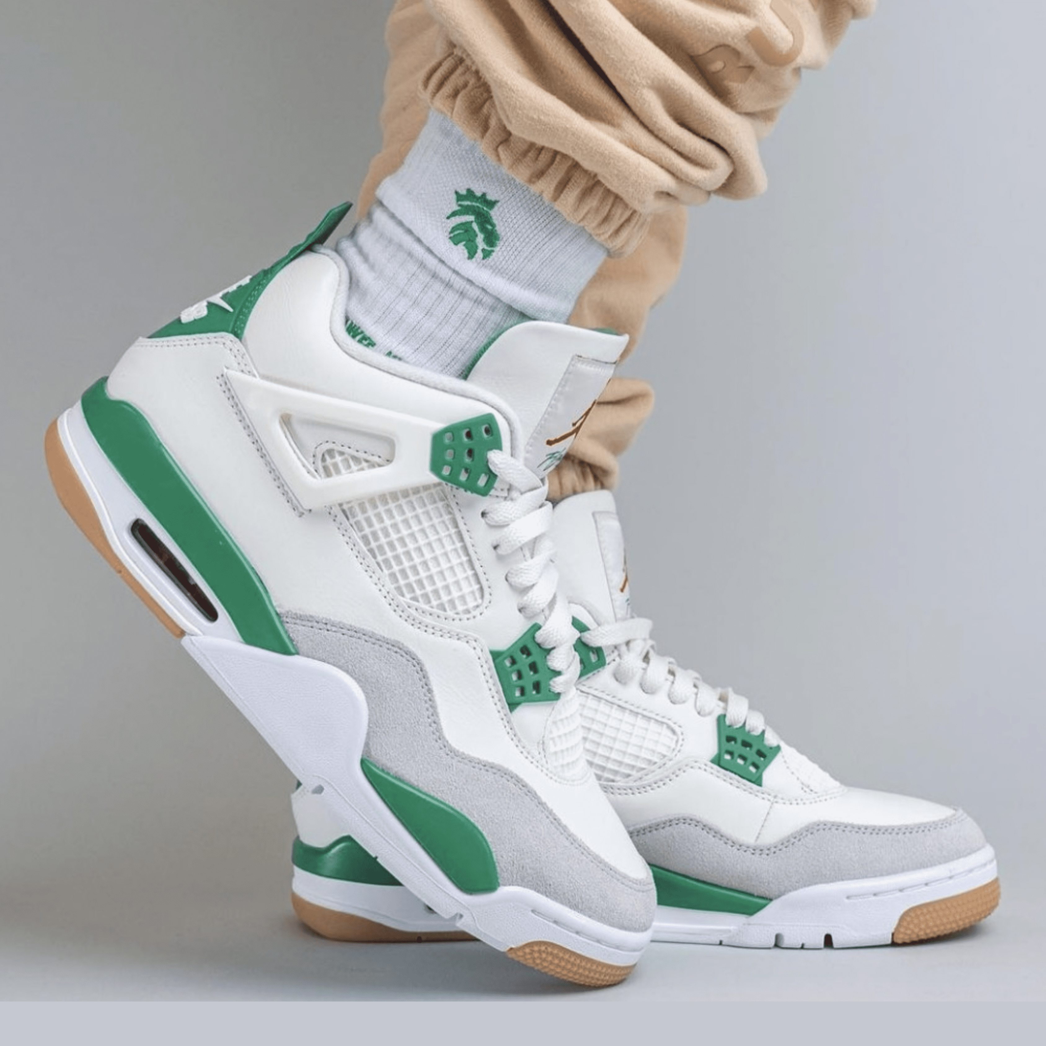 AIR JORDAN RETRO 4 PINE GREEN