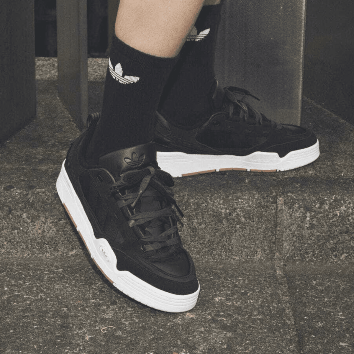 ADIDAS ADI2000 CORE BLACK WHITE