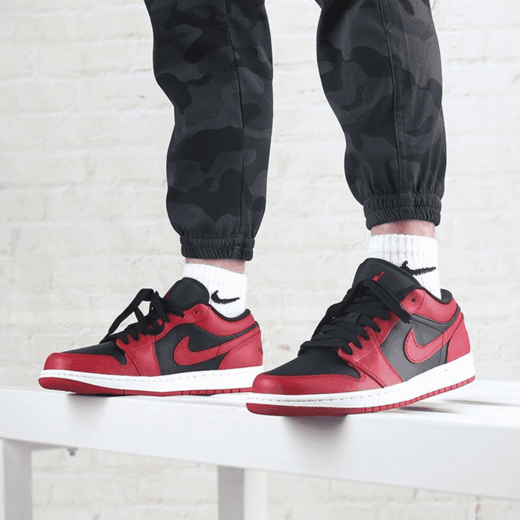 AIR JORDAN 1 LOW REVERSE BRED