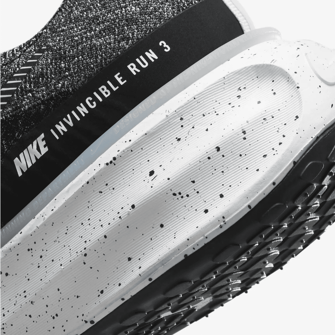 NIKE INVINCIBLE 3 OREO BLACK