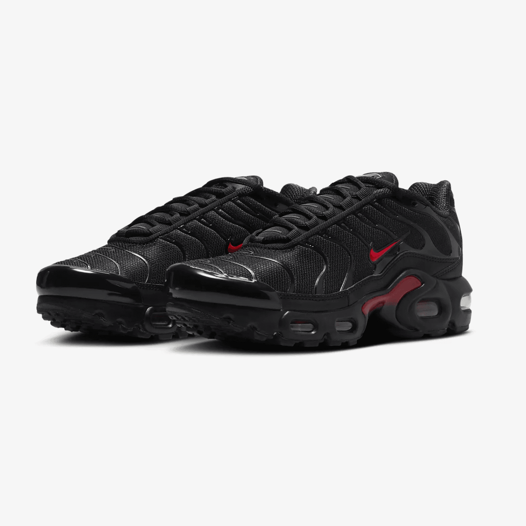 NIKE AIR MAX PLUS BLACK RED