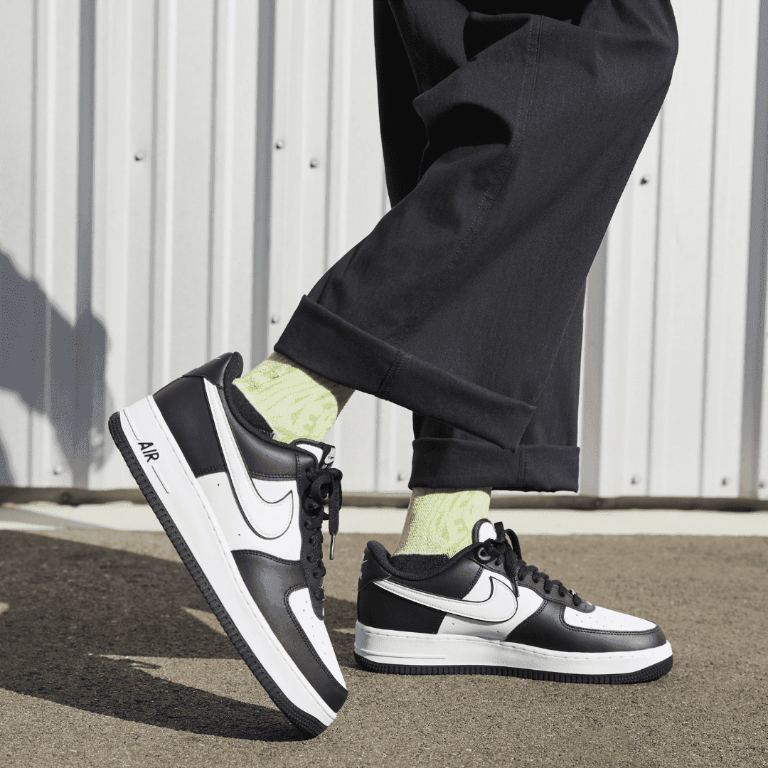 NIKE AIR FORCE 1 PANDA