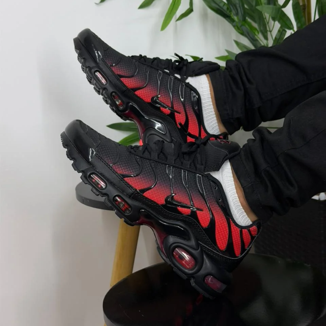 NIKE AIR MAX PLUS GRADIENT BRED