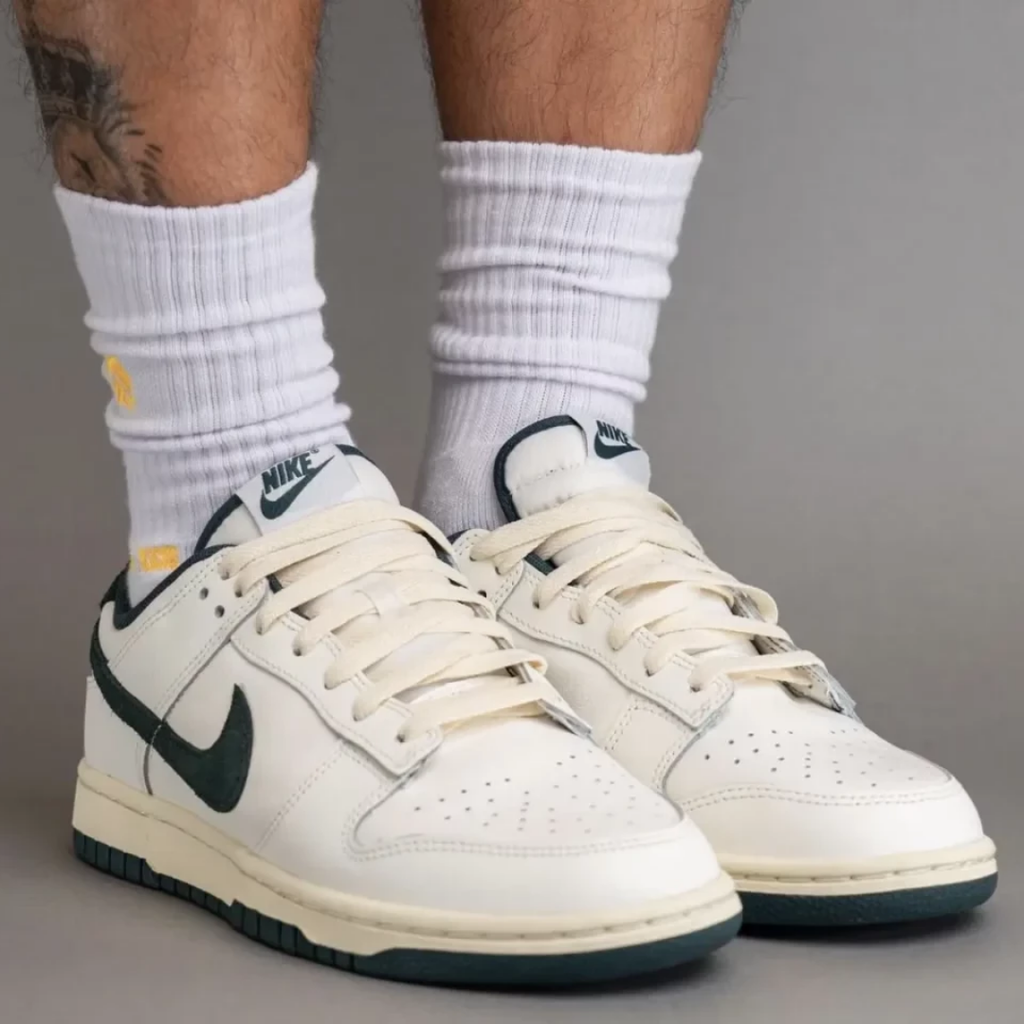 NIKE DUNK LOW ATHLETIC SAIL