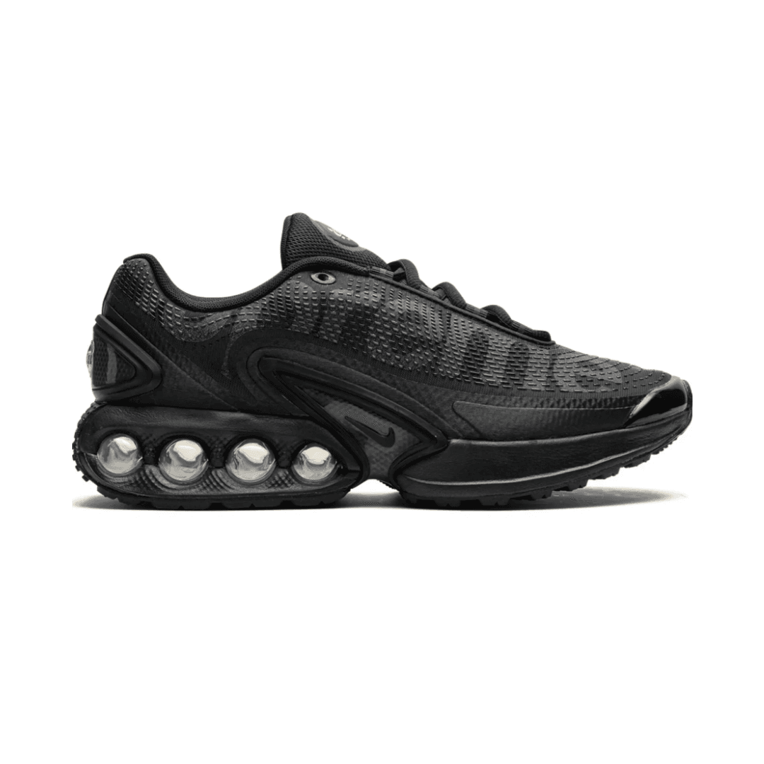 NIKE AIR MAX DN SUPREME BLACK