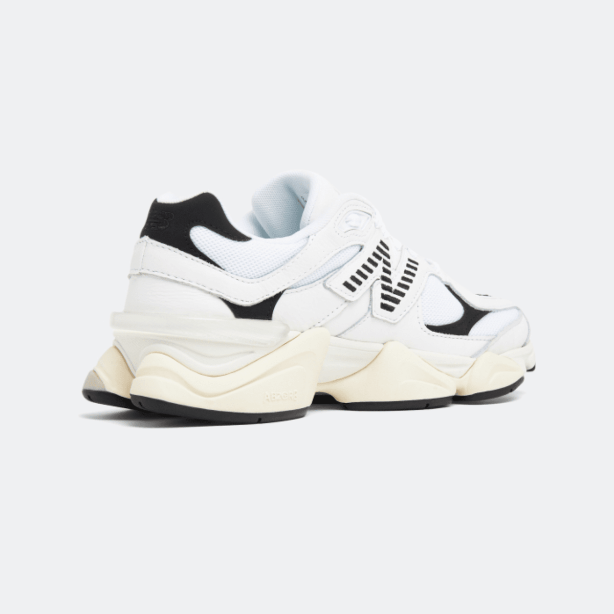 NEW BALANCE 9060 WHITE BLACK