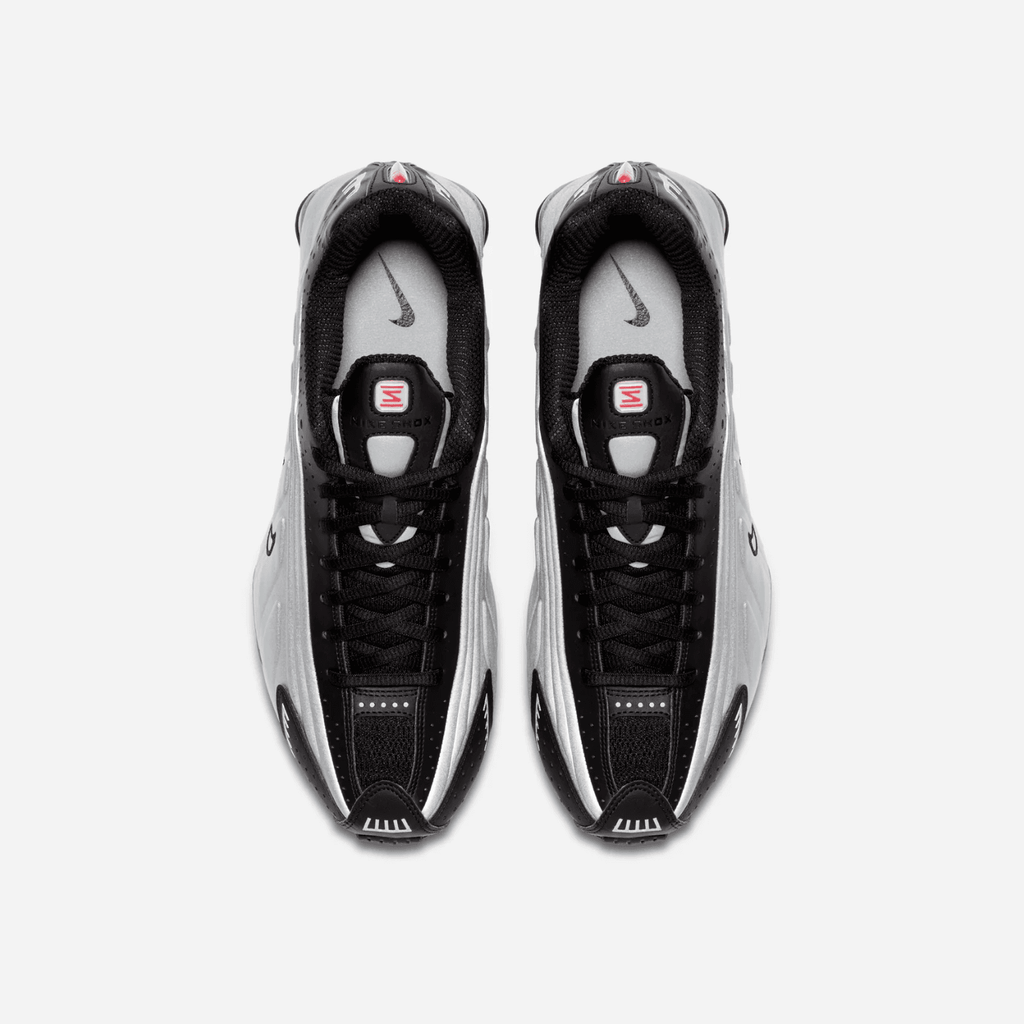 NIKE SHOX R4 METAL BLACK