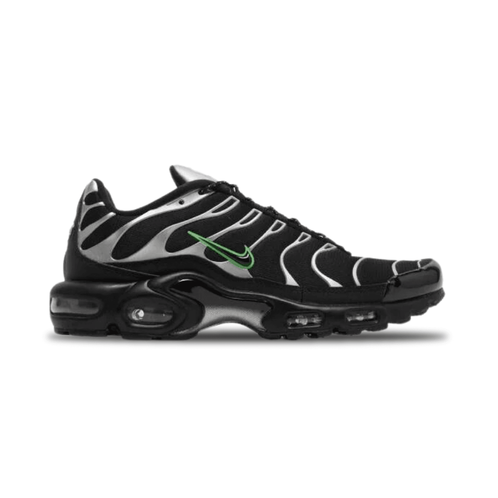 NIKE AIR MAX PLUS BLACK GREEN