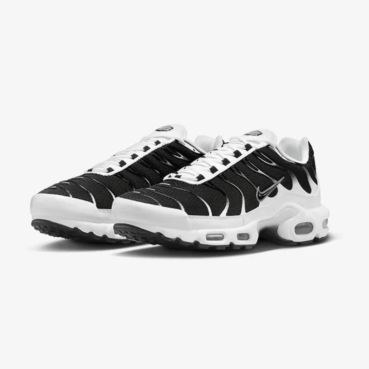NIKE AIR MAX PLUS SHADOW