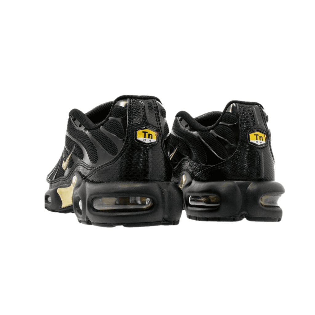 NIKE AIR MAX PLUS METALLIC GOLD