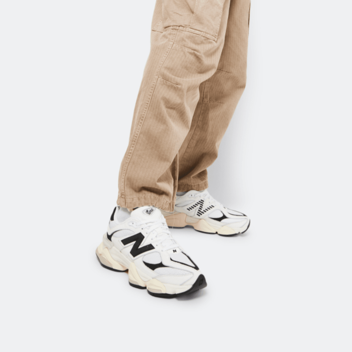 NEW BALANCE 9060 WHITE BLACK