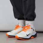 NIKE INFINITY-RN WHITE ORANGE