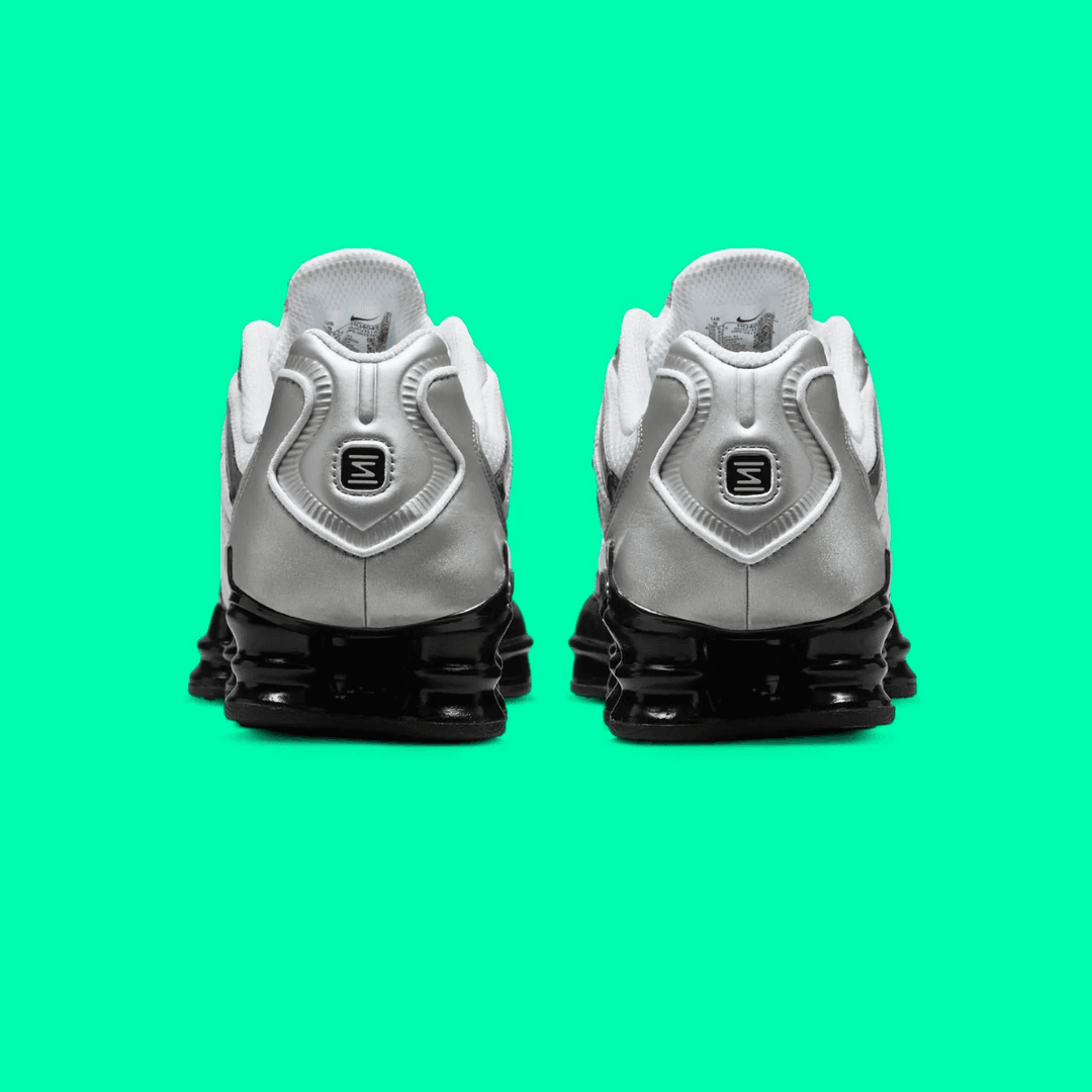 NIKE SHOX METALLIC SILVER BLACK