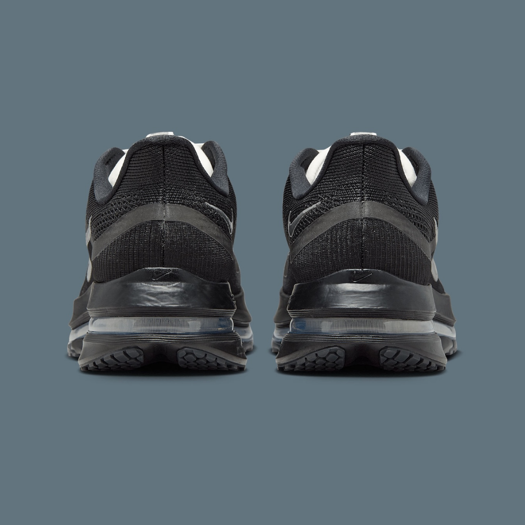 NIKE PEGASUS PREMIUM BLACK